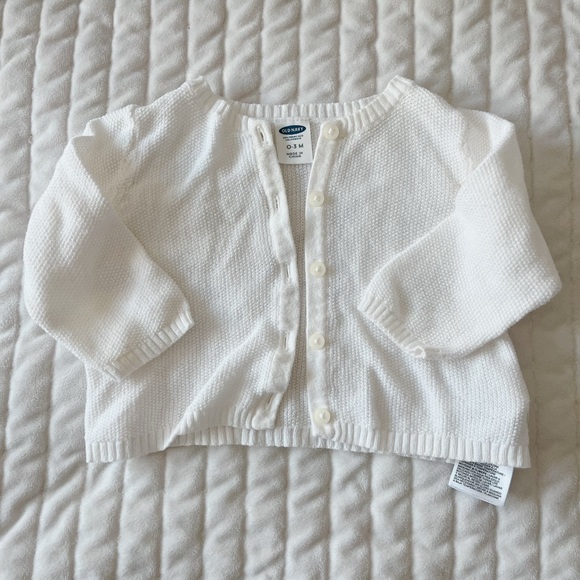 Newborn Baby White tops and cardigan Bundle - Picture 2 of 6